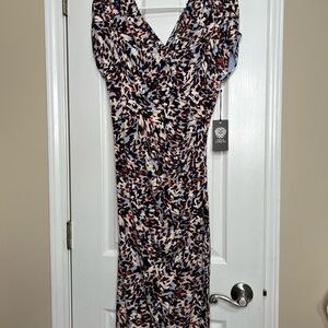 NWT Vince Camuto V-Neck Ruched Abstract Sheath Dress VC3M4587 - Size 4